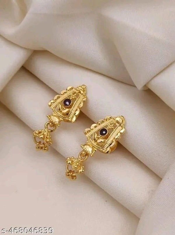 Earings 