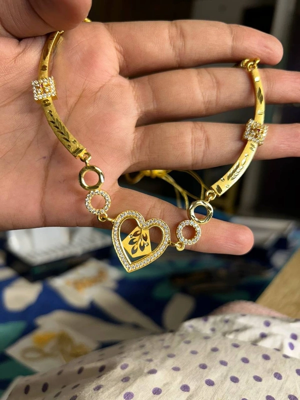 Women necklace 
