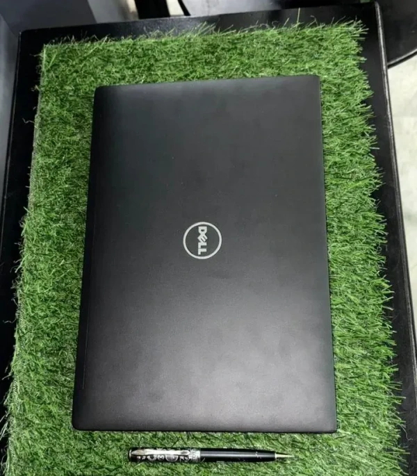 Dell Latitude 7480 7th Gen (Refurbished)