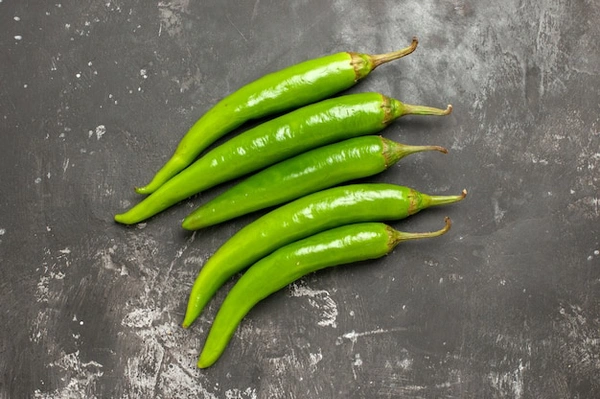 Green chilli ( Hari Mirch) 100g