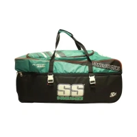 KD SS Master 9000 Wheels Cricket Kit Bag