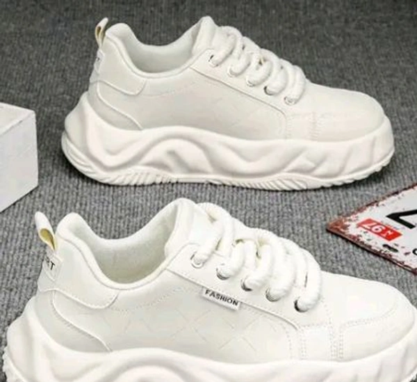 styylloft fashion's  styylloft's: men's chunky sneakers  - White, IND-6