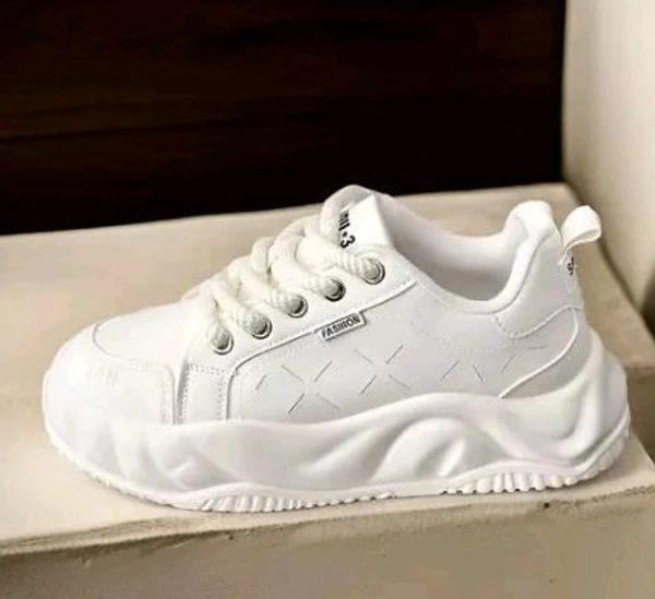 styylloft fashion's  styylloft's: men's chunky sneakers  - White, IND-9