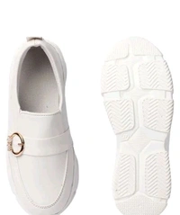 Styylloft Fashion's  Styylloft's: Women's Loafer Light Waight Shoes - White, IND-7