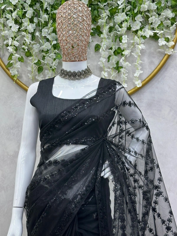 Soft Net SAREE - Saree Cut              :-5.5  Cut      👚Blouse👚   :-0.80 CM (Un-Stitched)