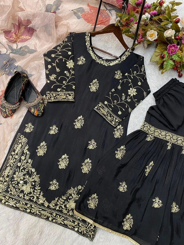 SHARARA AND DUPATTA SHUIT - DUPATTA: ORGANZA WITH DIGITAL PRINT AND HEAVY SEQUENCE WORK 2.2meter