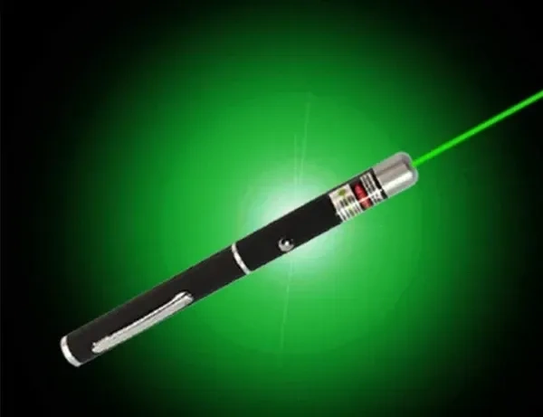 Sadbhawana Ultra Powerful Green Laser Light Pen Beam for Presentation with Adjustable Cap to Change Project Design with Premium Box | 2000 Metres Laser Pointer Pen | Extra Disco Light Effect