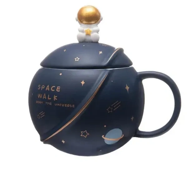 NOSCOMP Astronaut Coffee Mug with Lid & Spoon| Embossed Planet Mug | Space Mug, Ceramic, 3D Creative Astronaut Universe Planet | Leak Proof | Portable (Astronaut - Dark Blue, Capacity - 400 ML)
