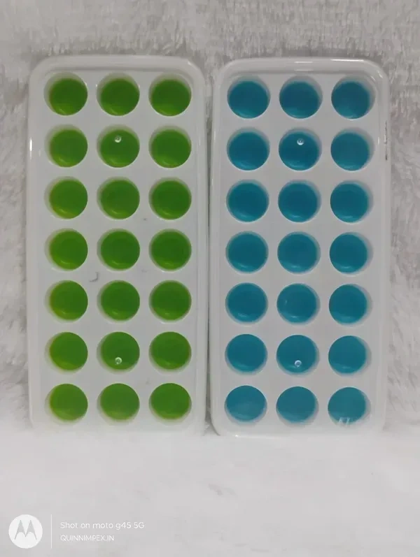Pop Up Ice Cube Trays for Freezer with Lid | Easy Release Flexible Silicone Bottom | 21 Cavity Pop Up Ice Cube Trays | Round Ice Cubes Maker for Freezer/Cocktail