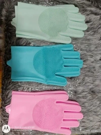 HUSB® Gloves Magic Silicone Dish Washing Gloves, Silicon Cleaning Gloves, Silicon Hand Gloves for Kitchen Dishwashing and Pet Grooming, Great for Washing Dish, Car, Bathroom (Multicolour, 1 Pair)