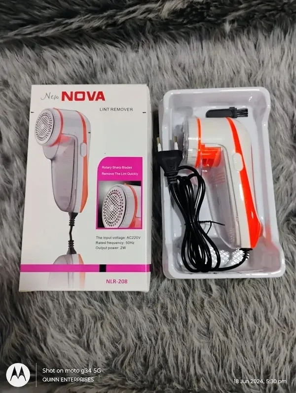 Nova Lint Remover/Shavers Cum Remover for All Woolens (Sweaters, Blankets, Jackets) Lint Roller, Plastic