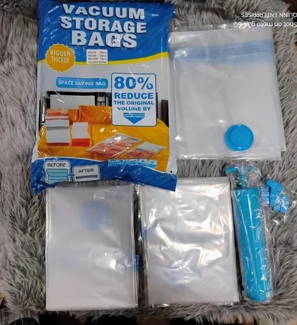 PACQUITA 5 Pcs Vacuum Bags for Travel with Hand Pump,Airtight,Reusable Space Saver Storage Bags for Packing,Sealer Bags with Ziplock for Cloths,Blanket(2 Small, 2 Medium & 1 Large)