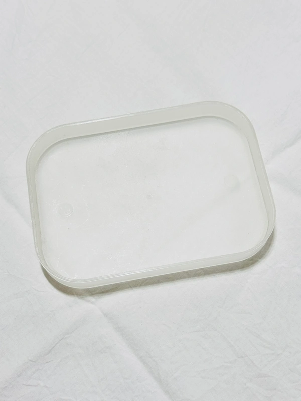 Translucent Container 