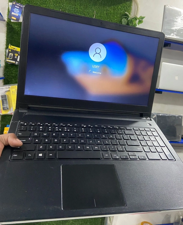 (Refurbished) Dell Vostro 3558 | Intel Core i3 4th Gen | 15.6-inch Display | 8GB RAM | 256GB SSD | Windows 10 