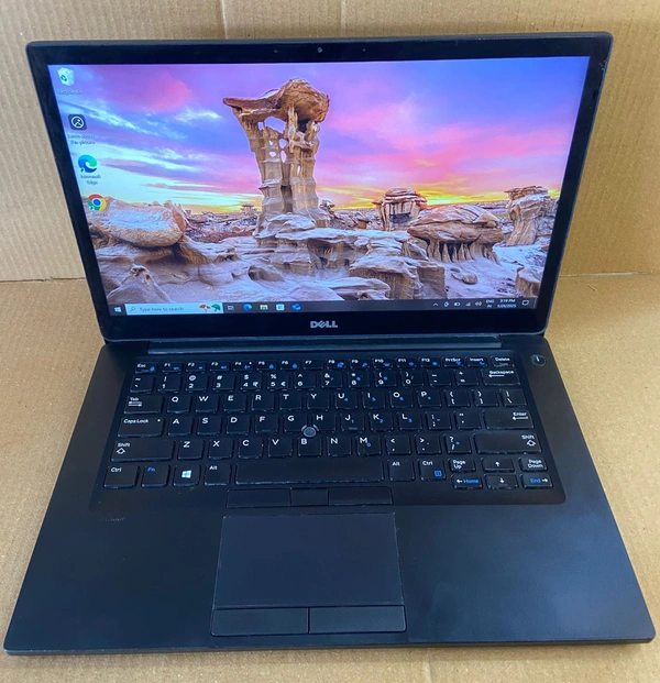 (Refurbished) Dell Latitude 7480 /intel Core i7 7th Gen /Touch Screen /8GB /256GB NVMe SSD / WINDOWS11 Pro