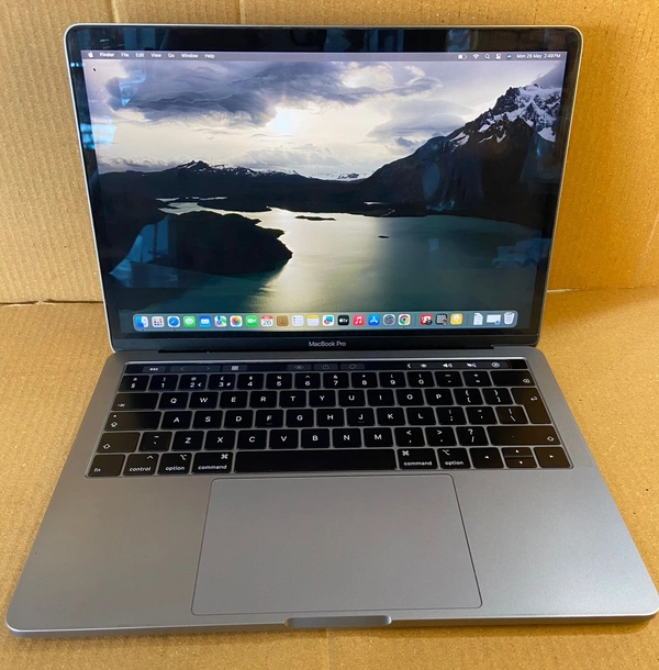 (Refurbished)  Apple MacBook Pro A1706 | Intel Core i5 | 8GB RAM | 256GB SSD | 13.3” Retina Display | Touch Bar | macOS  | Four Thunderbolt 3 Ports