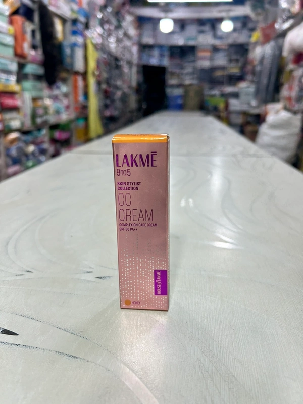Lakme 9 To 5 CC Cream (Shade=02-Honey) - 9gm