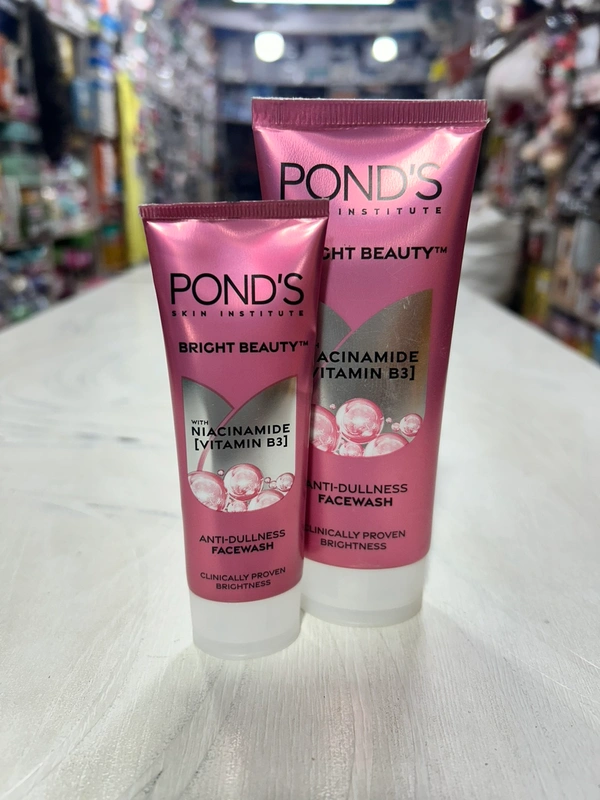 Pond’s Bright Beauty  Face Wash  - 50gm
