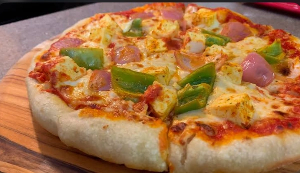 Chocoden Special Veg Paneer Pizza  - Classic
