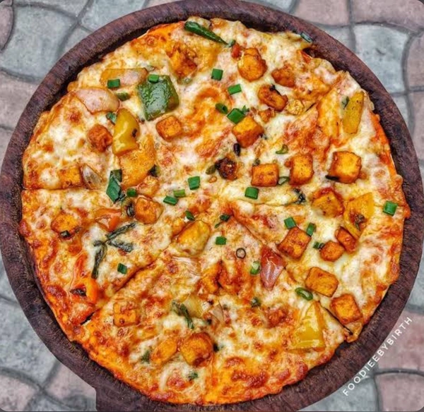 Burger House Special Paneer Pizza  - Classic