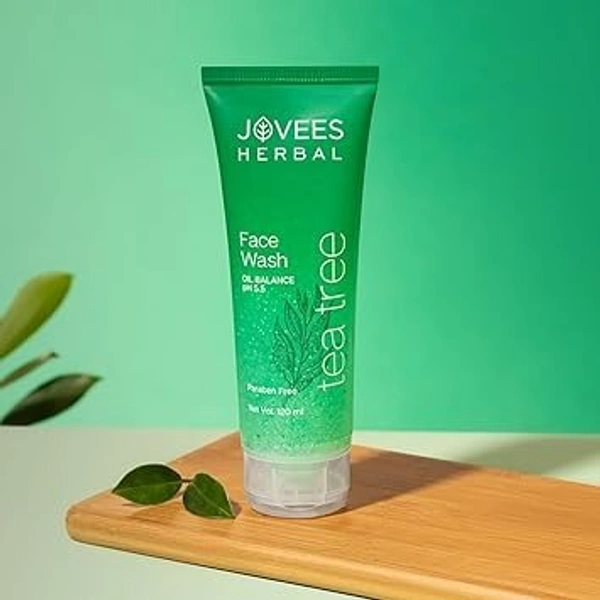 Jovees Herbal Tea Tree Oil Control Face Wash for Oily & Sensitive Skin | Paraben & Alcohol-Free, Controls Oil, Prevents Breakouts, Remove Dead Skin | Gentle Cleanser For All Skin Types - 120ml 8906007670159