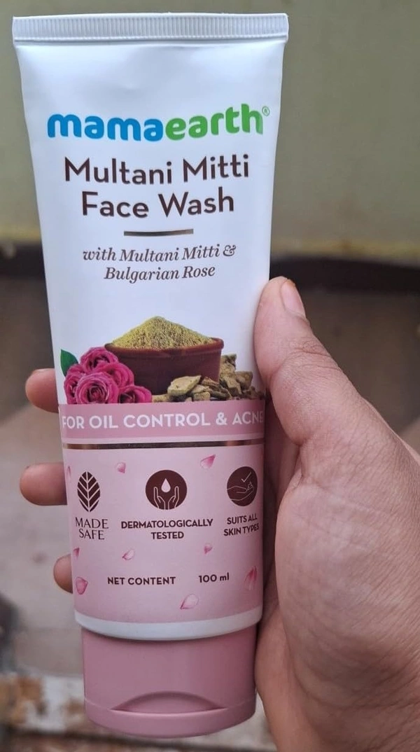 Mamaearth Multani Mitti Face Wash with Multani Mitti & Bulgarian Rose For Oil Control & Acne | Suits All Skin Types | Hydrating & Gentle 