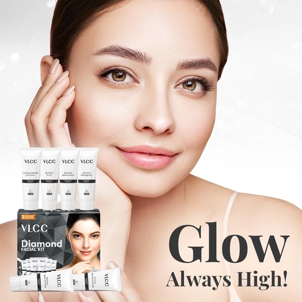 VLCC Diamond Facial Kit - 60g | Purifying with Parlour Glow | Improves Elasticity, Brightens and Helps Lighten Patchy, Damaged Skin | with Colloidal Diamond...