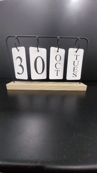 Hanging Calander