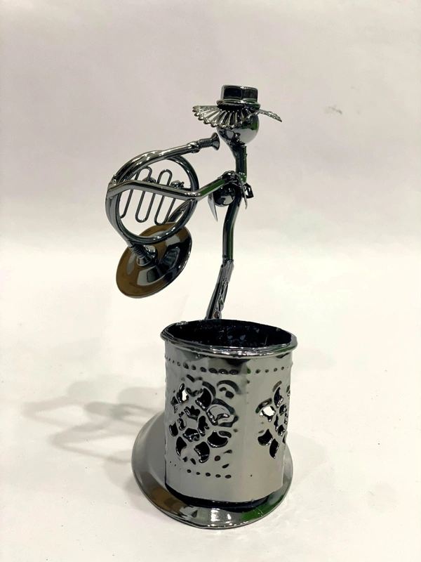 Metal Pen Stand and Musician Figure Table Top Showpiece - 15*12 cm, Silver