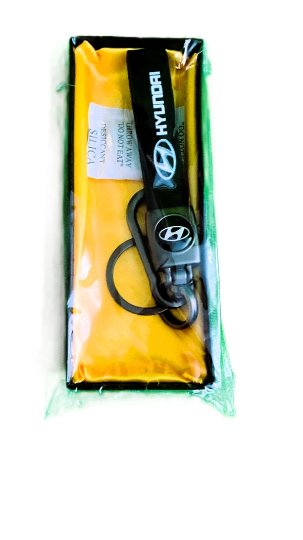 HYUNDAI Leather Car Keychain Stainless Steel Hook Heavy Duty Keychain - Black