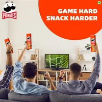 Pringles Original Potato Crisps, 107 g - 107