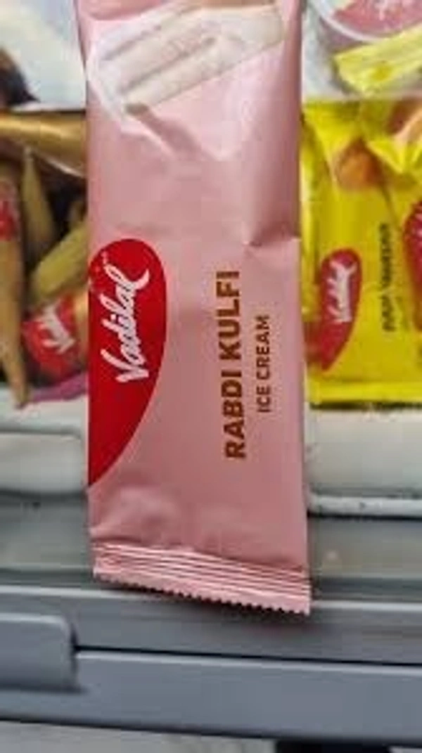 vadilal rabdi  kulfi - Pink