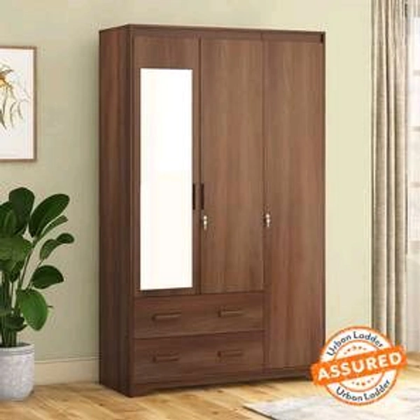 3 Door Wardrobes &Almerahs 