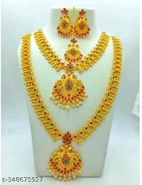 Complete Your Look: South Combo Necklace Set with Kamarband
