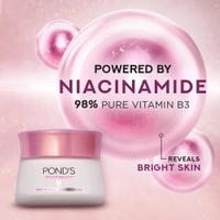 POND'S Pond's Bright Beauty Anti-Spot Serum Cream with Niacinamide and SPF 15 PA++, Fades Dark Spots and Reveals Bright Skin, 50g - 50g, Pink
