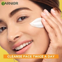 Garnier   Garnier Skin Naturals Bright Complete Vitamin C Face Wash - Vitamin C Face Wash For Brighter and Glowing Skin - Daily Cleanser Suitable For all Skin Types, 150g - 150g, Green