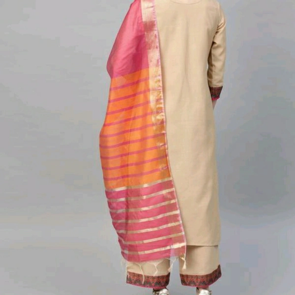 Women Designer Kurti Sets - L