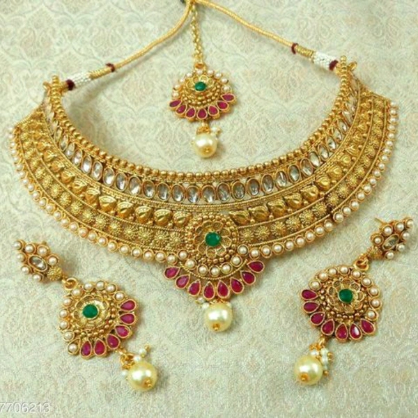 Golden Jewellery Set