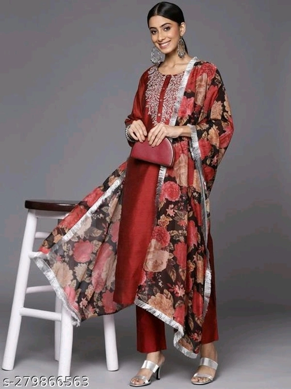 Kurti Set For Women  - Guardsman Red, M