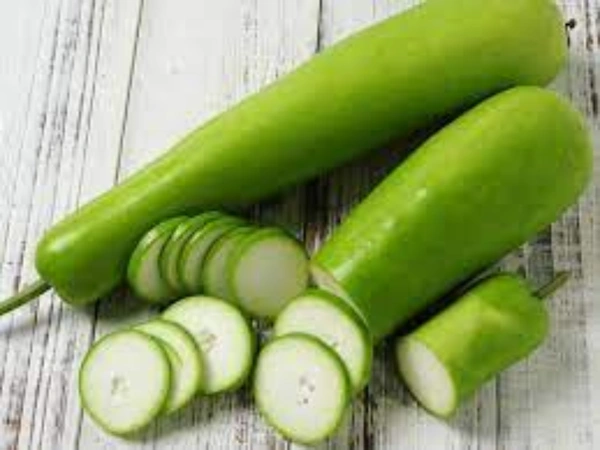 Bottle gourd : 1piece(600gms To 900gms)