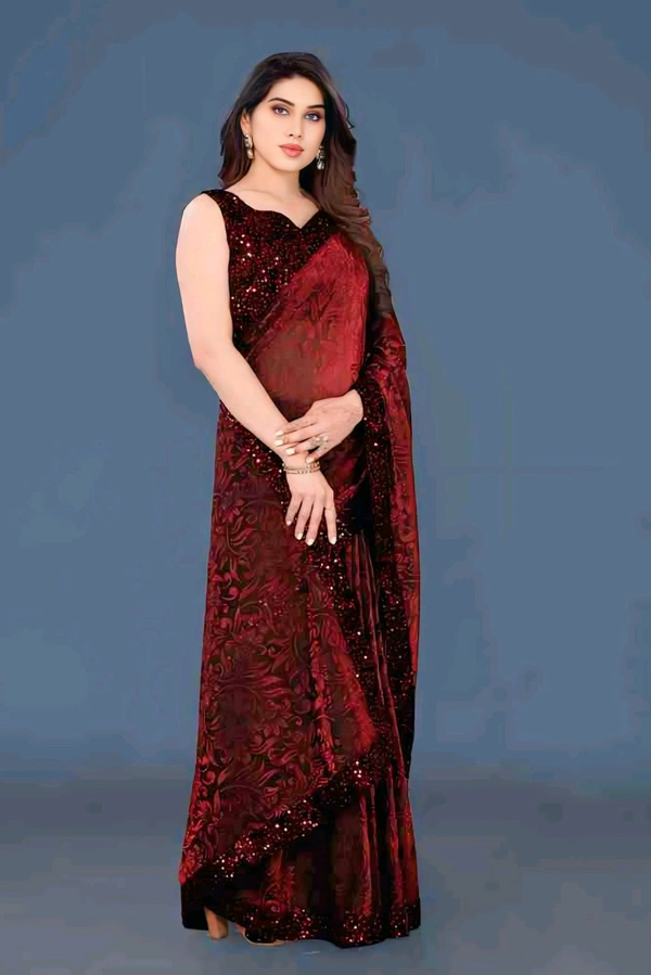 KASHAVI REFINED SAREE. The Keshavi Refined Saree is a masterpiece of elegance and sophistication, perfect for those seeking a blend of tradition and modernity. - Free Size