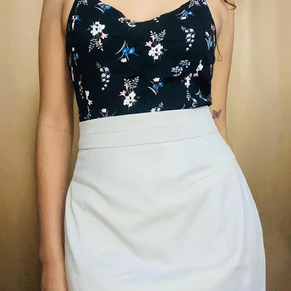 H&M Knee Length Skirt - EU40, Light Grey