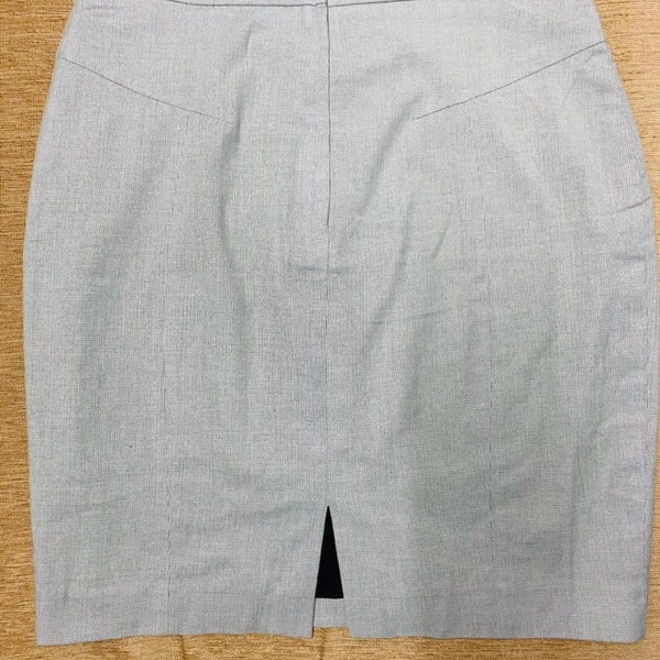 H&M Knee Length Skirt - EU40, Light Grey