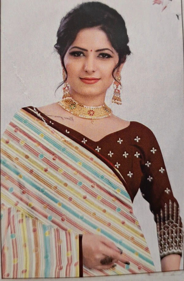 GOOD LUCK   Digital Printed Linen Saree