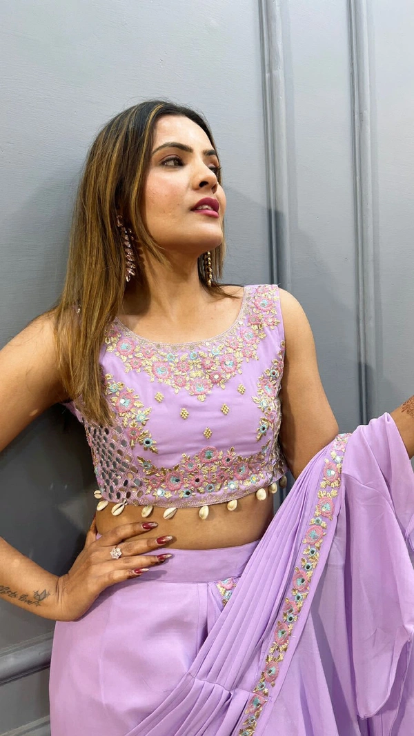 GET READY FOR UPCOMING FESTIVITIES AND WEDDING CELEBRATIONS WITH THIS GARARA DRAPE READY TO WEAR SAREE WITH EMBELLISHED WITH REAL MIRROR HAND WORK AND ZARI, RESHAM EMBROIDERY, KAUDI HANGINGS - Xs (34)