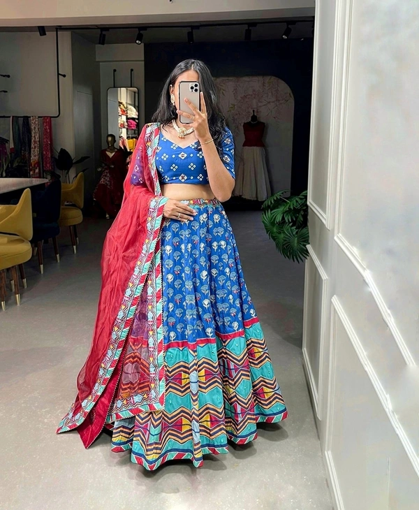 Lahenga