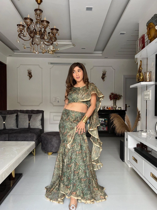 Sparkle Fabric Fish cut lehnga with adjustable waist dori