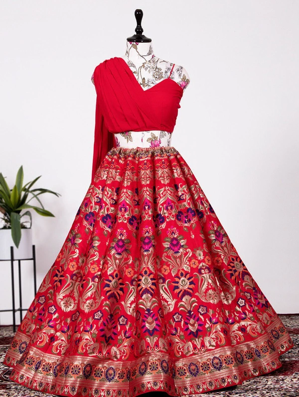 Step into with our best lehenga weaved perfectly and beautifully crafted with Banarasi design detailing This look is perfect of all your shaadi season styles be it sangeet  pooja kitty parties or brunches - Red