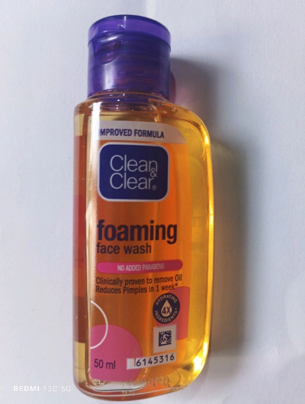 Clean & Clear Forming Face Wash - 50 ml