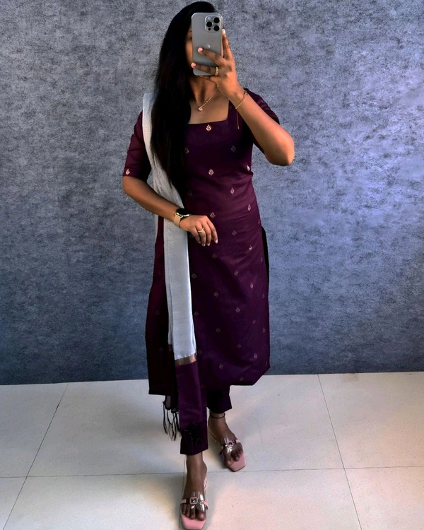 Silk Kurta Set - M, Wine